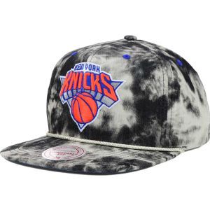 New York Knicks Mitchell and Ness NBA Blacid Wash Denim Snapback Cap
