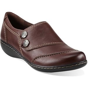 Clarks Womens Ashland Alpine Mid Brown Shoes, Size 6 M   62922