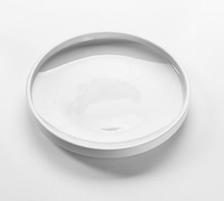 American Metalcraft 8 Round Serving Platter   White Porcelain