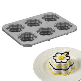 Cake Boss Novelty Bakeware 6 Cup Flower Cakelette Pan