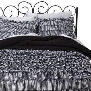 Xhilaration Patterned Ruffle Comforter Set   Black/White (Twin Extra Long)