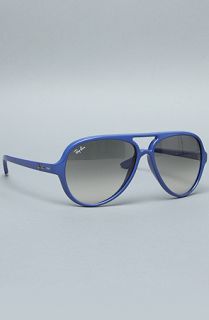 Ray Ban The 59mm Cats 5000 Sunglasses in Violet