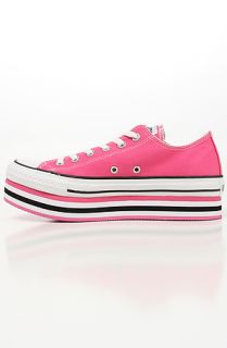 Converse Sneaker Layer Cake Hi Top Sneaker in Pink & White