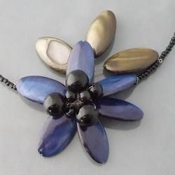 Dark Blue Shell and Onyx Floral Choker Necklace (Thailand) Necklaces