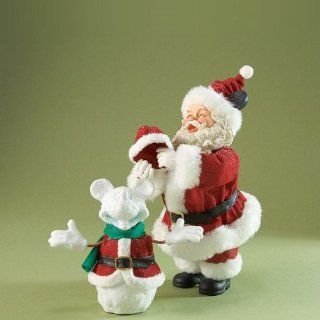 Possible Dreams Santa Disney Showcase Collection Builds A Snow Mickey   Holiday Figurines