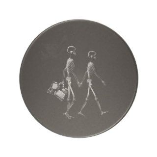 X RAY VISION SKELETON COUPLE TRAVELING B&W DRINK COASTER
