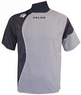 Custom Kelme Garra Polyester Training Tee  187 BLACK/SILVER YM Sports & Outdoors