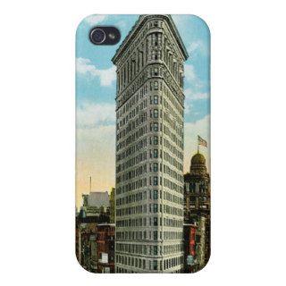 Flat Iron Building. Broadway and Fifth Ave. NYC iPhone 4 Covers