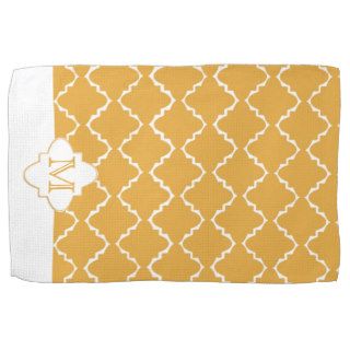 Elegant Quatrefoil Pattern   Gold White Hand Towel