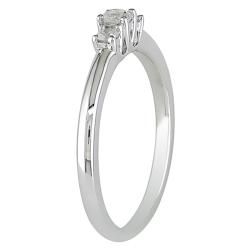 Miadora Sterling Silver 1/5ct TDW 3 Stone Diamond Ring (H I, I2 I3) Miadora Diamond Rings