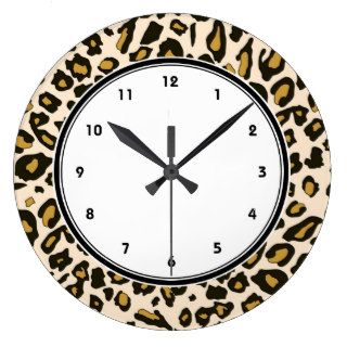 Leopard print pattern clock