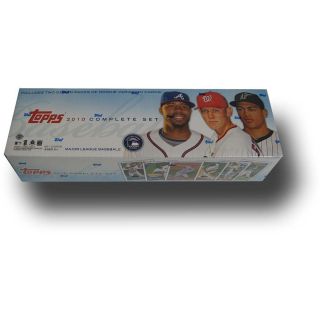 Topps 2010 Holiday MLB Factory Hobby Set of 661 Baseball Cards in Full Color