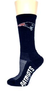 New England Patriots #574 Athletic crew Socks in Navy for Women or Boys  Sports Fan Socks  Sports & Outdoors