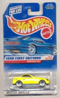 Hot Wheels 1998 646 First Editions 11/40 YELLOW 5 Hole Wheels Mercedes SLK 30 Years 164 Scale Toys & Games