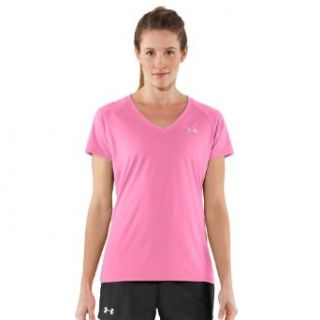 Under Armour Women's UA Tech™ Short Sleeve V Neck Medium Black  Athletic Shirts  Clothing