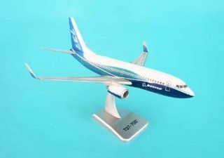 Boeing 737 700W (1200) New Livery "Dreamliner" Toys & Games