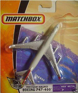 Matchbox MBX Metal Sky Busters Mini (4.5" W x 4" L x 1.5" H) Die Cast Plane # 18 of 36   Northwest Airlines Boeing 747 400 Toys & Games