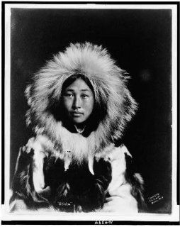 Photo Obleka, eskimos, Inuits, fur coat, women, clothing, hood, Indians, natives, Alaska, c1907   Prints