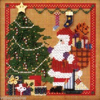 Mill Hill Buttons Beads Cross Stitch Kit   Santa's Visit 