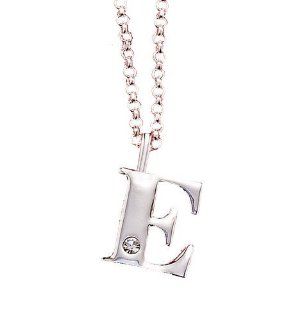 Avon Initial Pendant Necklace "R"  Beauty Products  Beauty