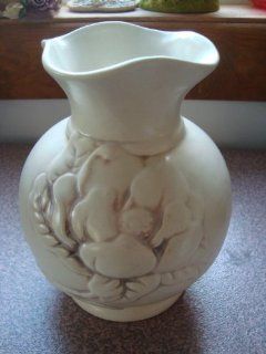 Vintage RED WING Art Pottery 6" Magnolia Cream Vase 975  Decorative Vases  