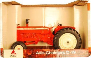 Agco 1/16 Scale Diecast Tractor Allis Chalmers D 19 Toys & Games