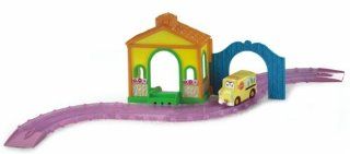 DORA The Explorer Dora Goes to School Track Set Learning Curve   Take Along School Bus   Works with all Take Along Vehicles Toys & Games