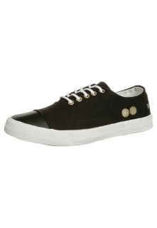 Gram   352g   Trainers   black