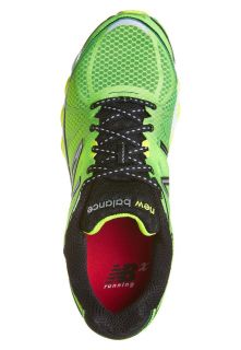 New Balance 880 GY3   Cushioned running shoes   green