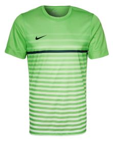 Nike Performance   Sports shirt   green