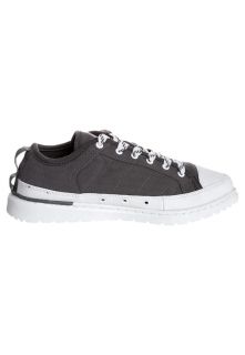 The North Face BASE CAMP   Trainers   grey