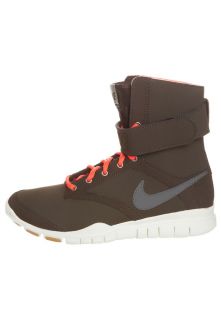Nike Performance GYM COMBAT   Sports shoes   brown