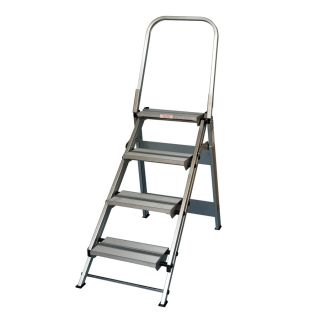 Xtend & Climb 4 5/8 ft Aluminum 300 lb Type IA Step Ladder