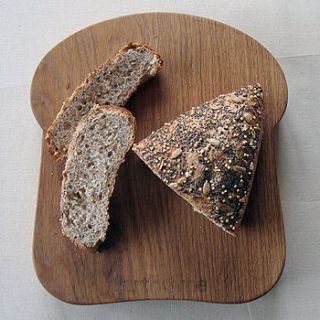 oak bread board by earthome