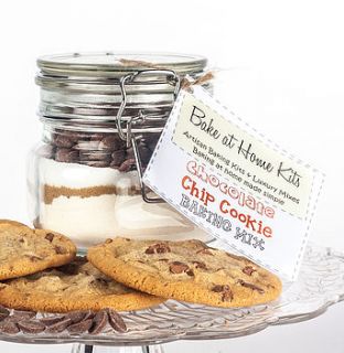 milk chocolate chip cookie baking mix by bake at home kits