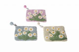 handmade felt shooting daisies purse by felt so good