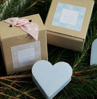 box of heart soap x4 by boxwood