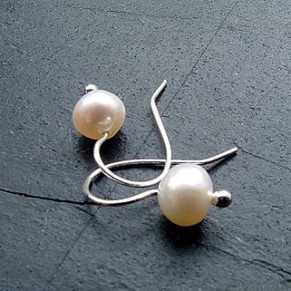 handmade pearl drop silver earrings by rachel lucie designs