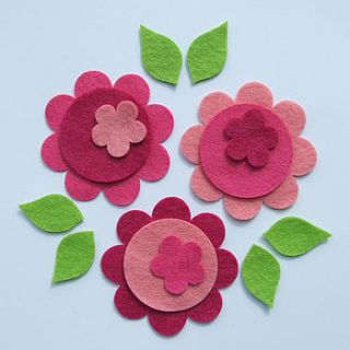 set of three felt flowers   pink by fibrespace