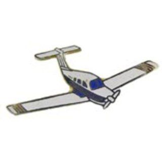 Piper Arrow Airplane Pin 1 1/2" Sports & Outdoors