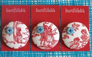 red toile brooch by laurafallulah