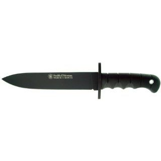 Smith & Wesson CKSUR8 Bullseye Search and Rescue 14" Spear Blade with Powder Coat  Tactical Fixed Blade Knives  Sports & Outdoors