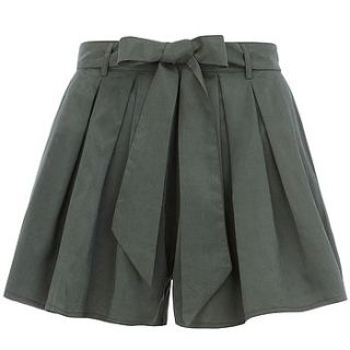 shorts with bow belt by jolie moi