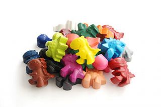 set of 24 dinosaur crayons in carry tub by colour me fun