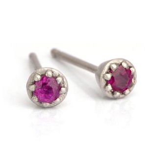 fiori tapered cone single stone set studs by james newman jewellery