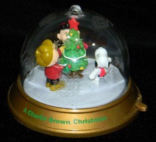 Whirling Christmas Ornament Peanuts Blockbuster 1999  Decorative Hanging Ornaments  