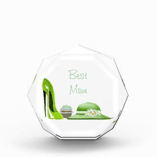 Best Mum Award, Green Stiletto, Hat and Cupcake