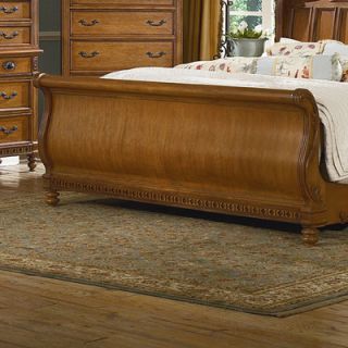 kathy ireland Home by Vaughan Southern Heritage Sleigh Bedroom