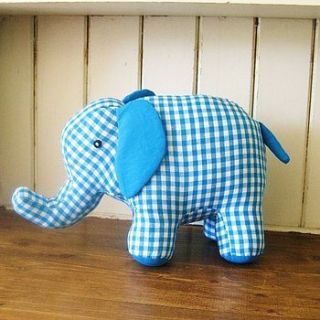 nelly the elephant by the fairground