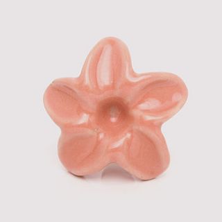 simple pink ceramic flower knob by trinca ferro
